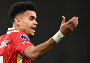 跟队：想加盟巴萨要承担无法注册风险，巴萨认为迪亚斯愿意接受